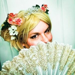 Meet your Posher, Regan